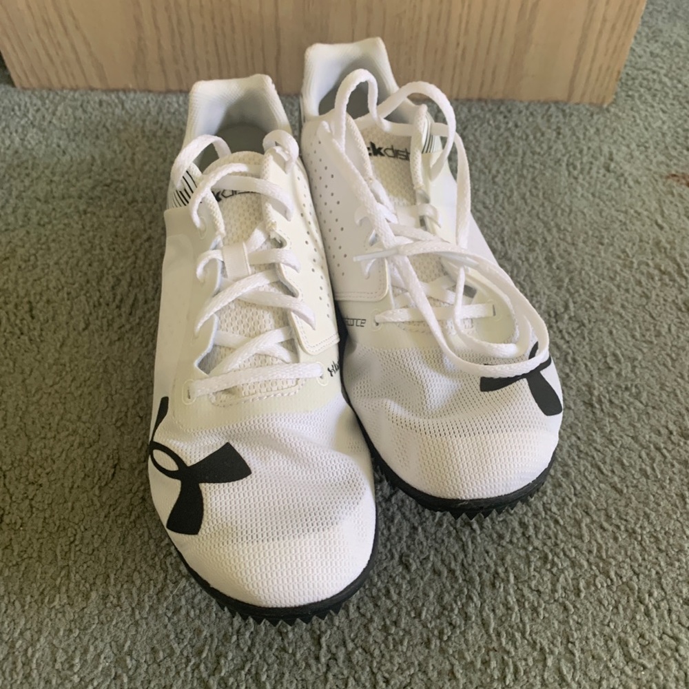 under armor track spikes